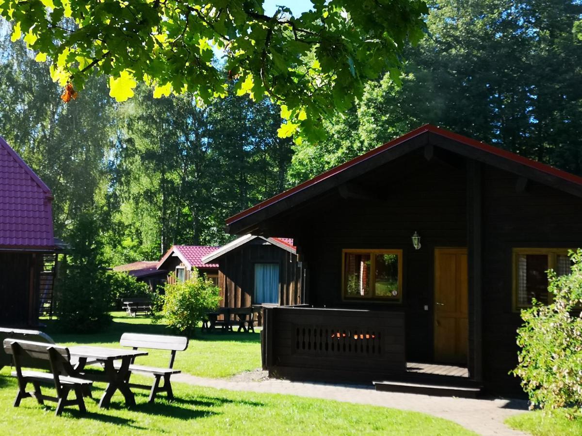 Viesu Nams Vecmuiza Hotell Tūja Eksteriør bilde