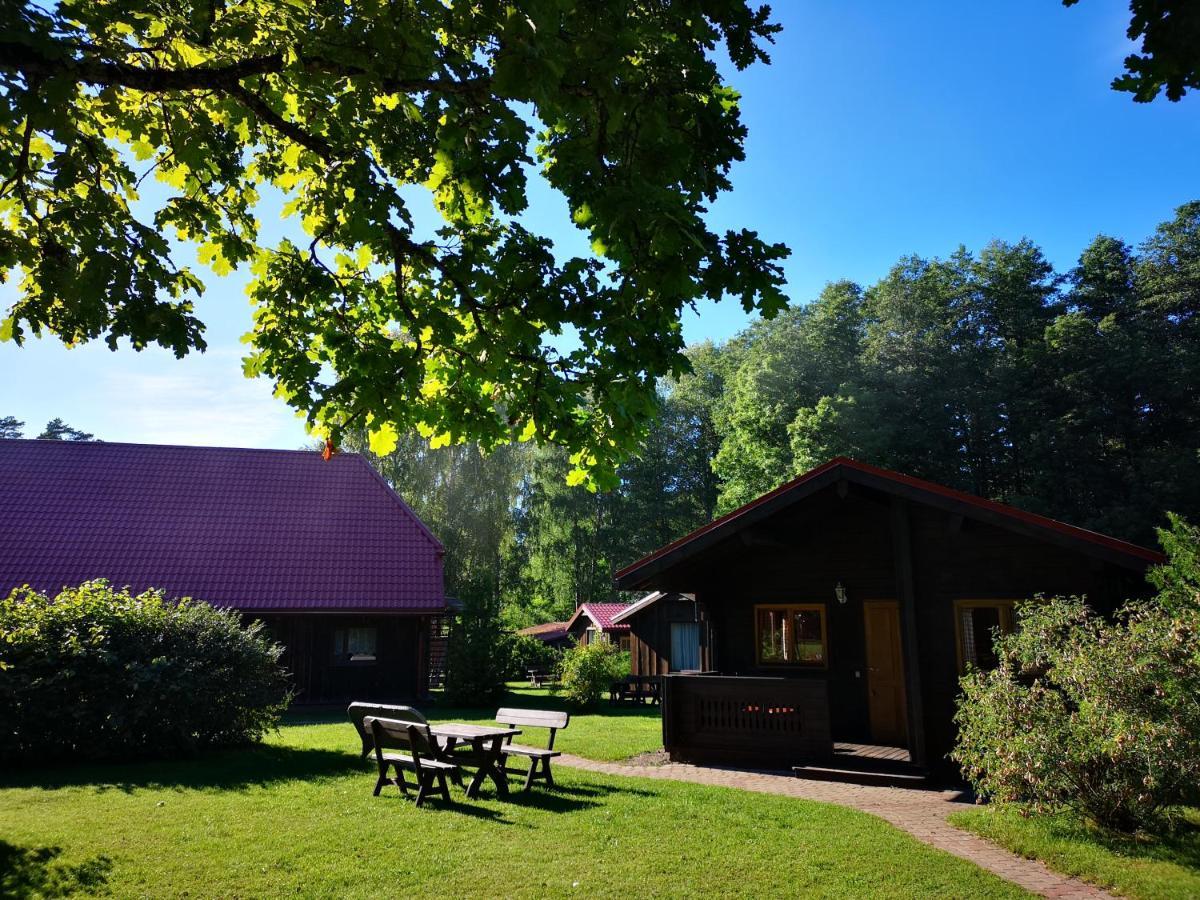 Viesu Nams Vecmuiza Hotell Tūja Eksteriør bilde